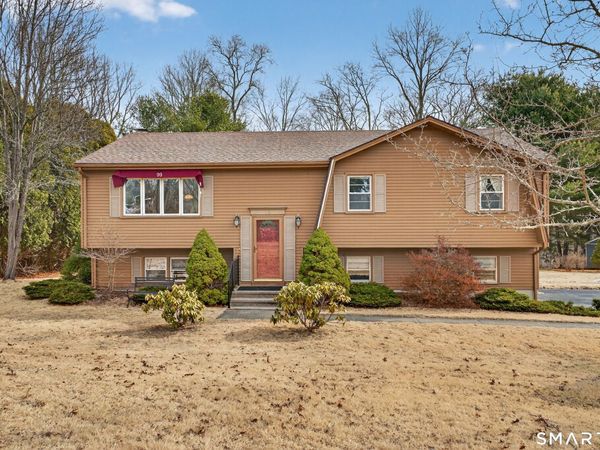 99 Dayton, Waterford, CT 06385