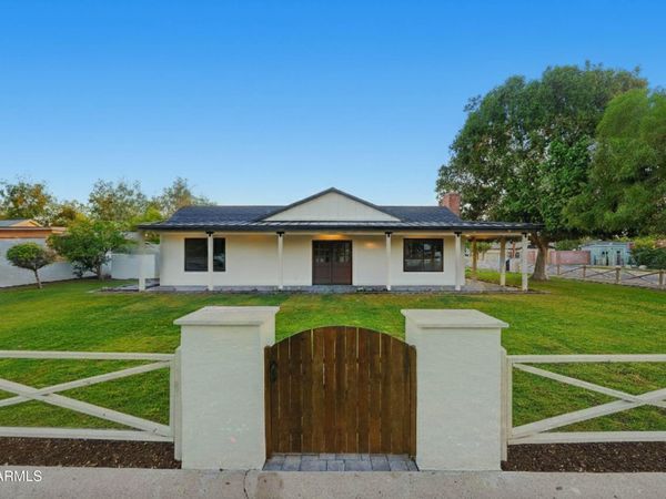 2315 N 42ND Street, Phoenix, AZ 85008