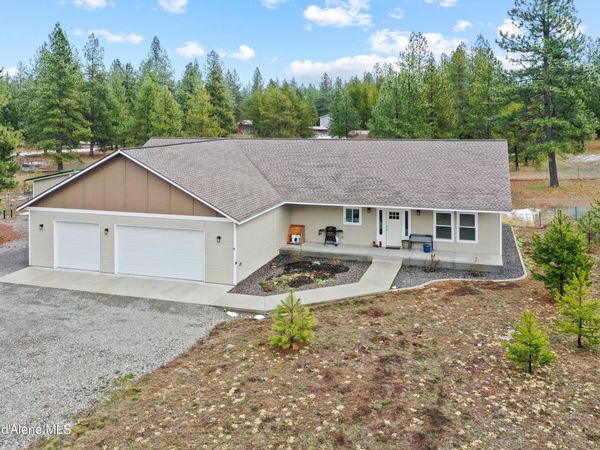 35554 N Williams LN , Athol, ID 83801