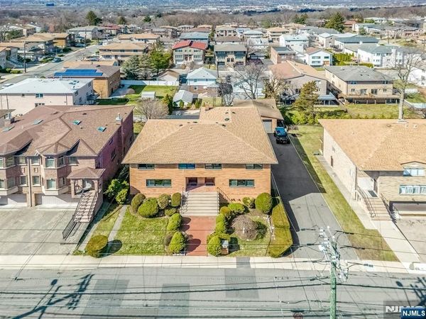 2413 Hammett Avenue, FORT LEE, NJ 07024