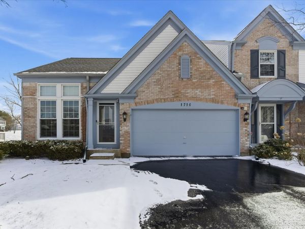 1710 Coach Drive , Naperville, IL 60565
