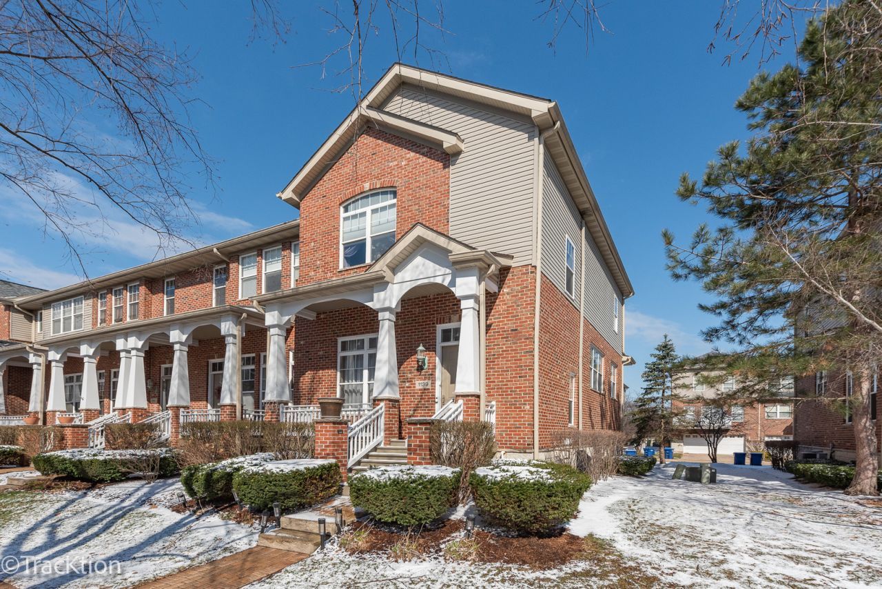 1139 River Bend Lane, Lisle, IL 60532 Main Photo