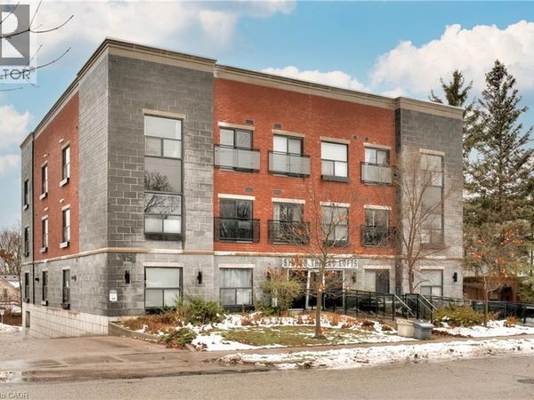 15 DEVITT Avenue South, Unit 103, Waterloo, ON N2J1Y6