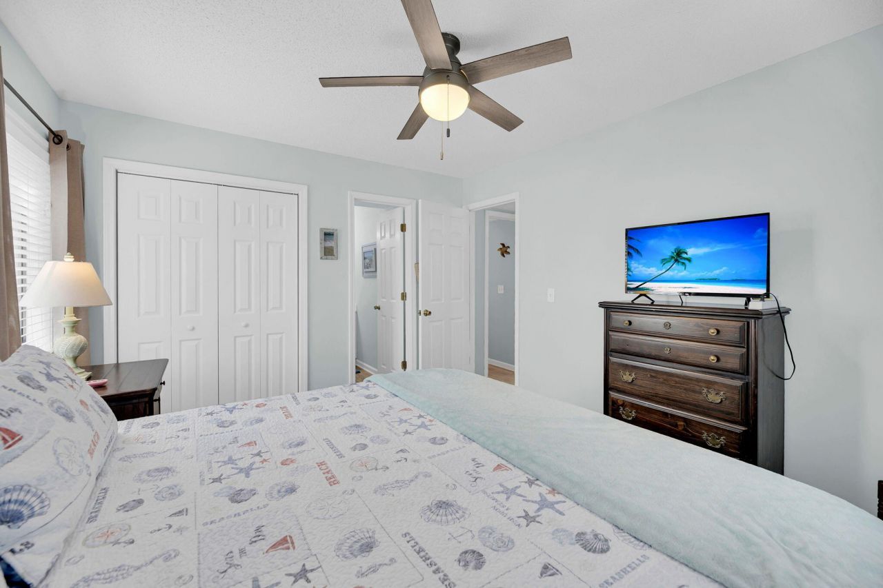 223 Sea Cloud Circle Photo 14