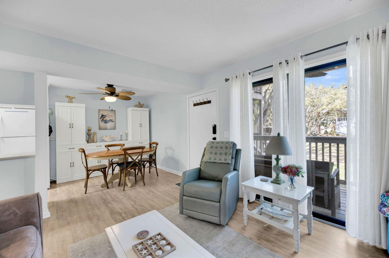 223 Sea Cloud Circle Photo 6