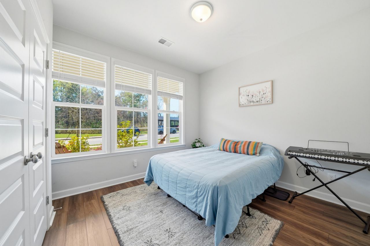 203 O'malley Drive Photo 10