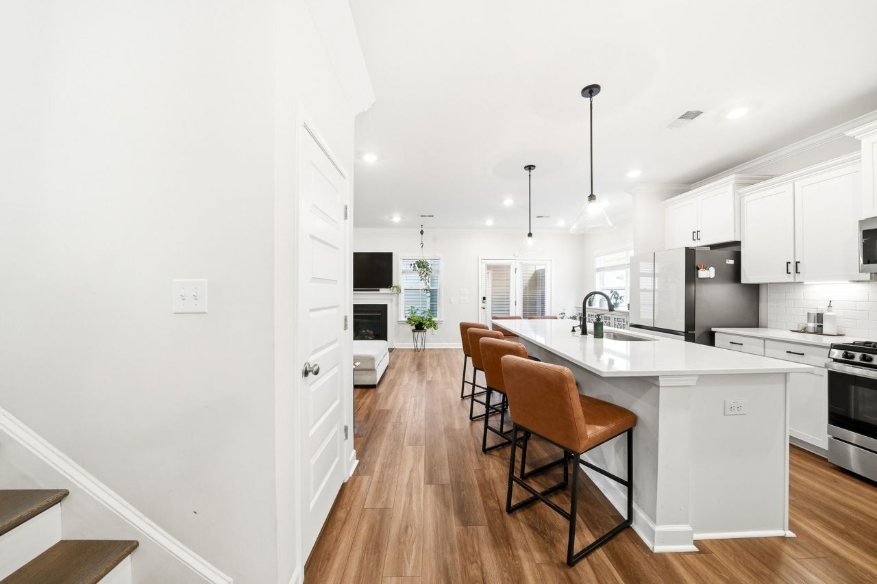 203 O'malley Drive Photo 12