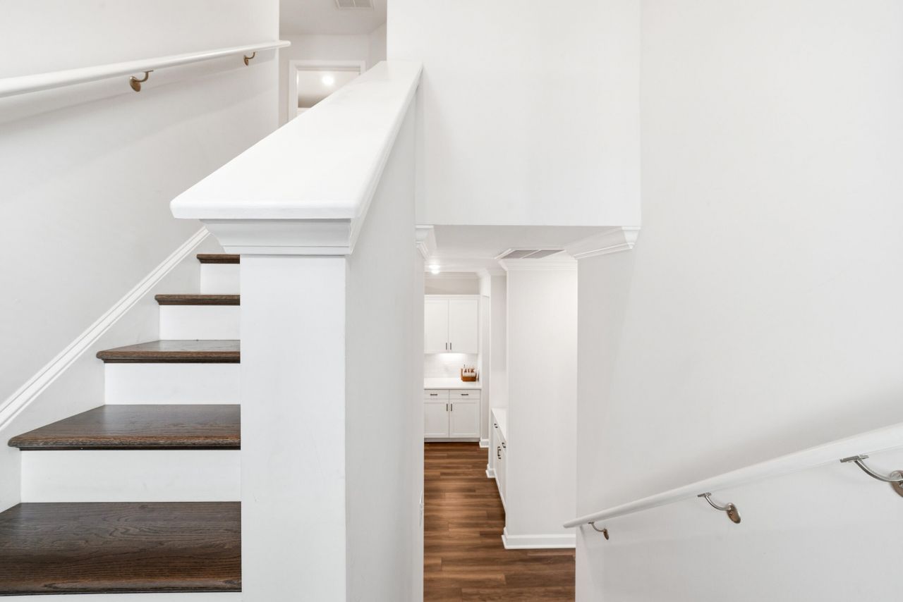 203 O'malley Drive Photo 13