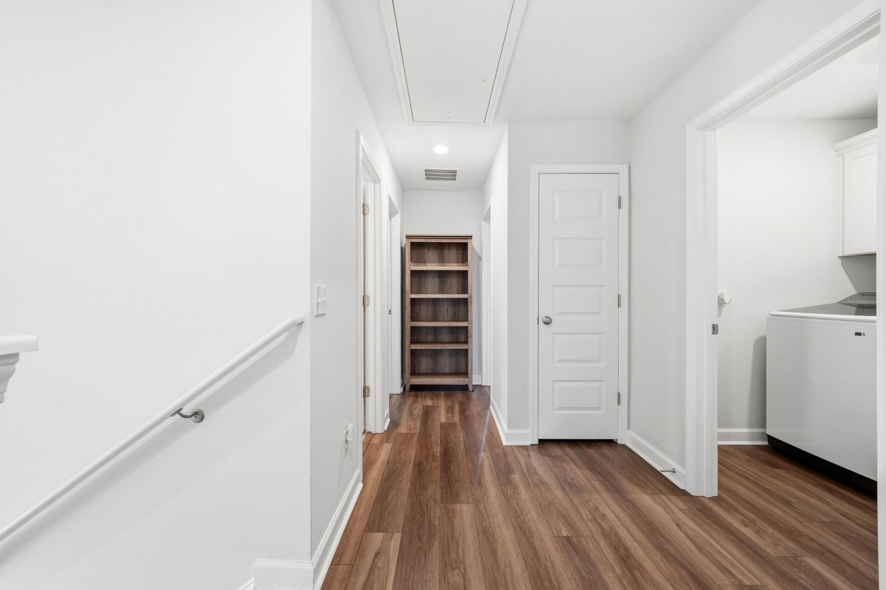 203 O'malley Drive Photo 14