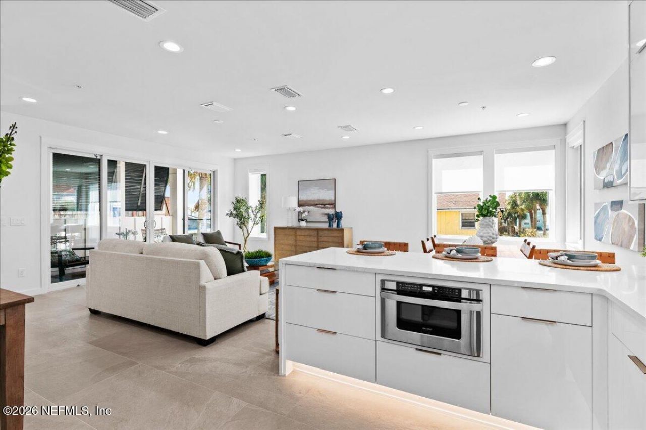 118 13th Avenue S, Unit 103 C, Jacksonville Beach, FL 32250 Photo