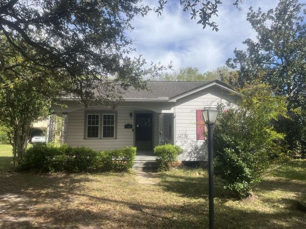 720 Division, DeRidder, LA 70634