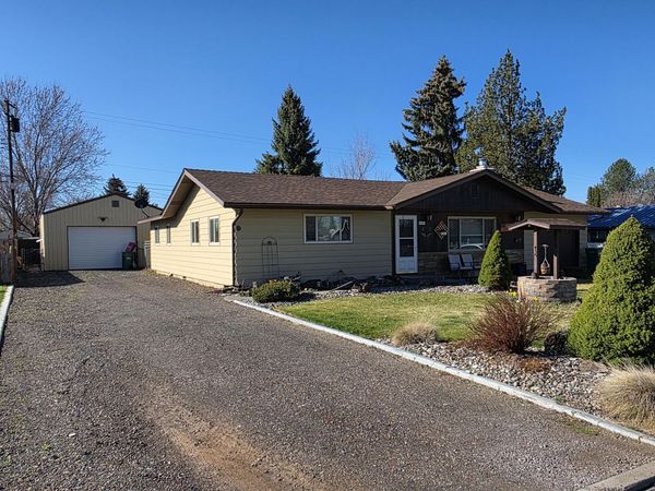 4302 Onyx Avenue, Klamath Falls, OR 97603