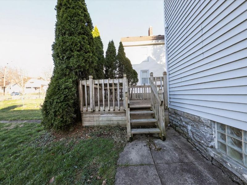 3226 Montana Avenue, Cincinnati, OH 45211 Photo 8
