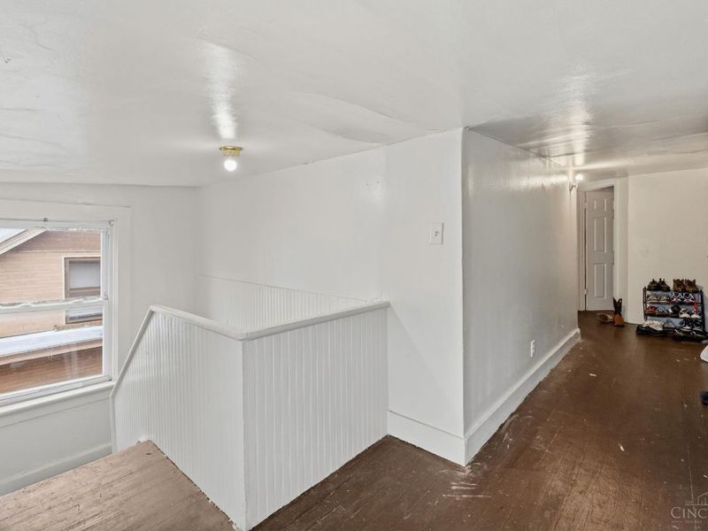 2308 W Clifton Avenue, Cincinnati, OH 45219 Photo 10