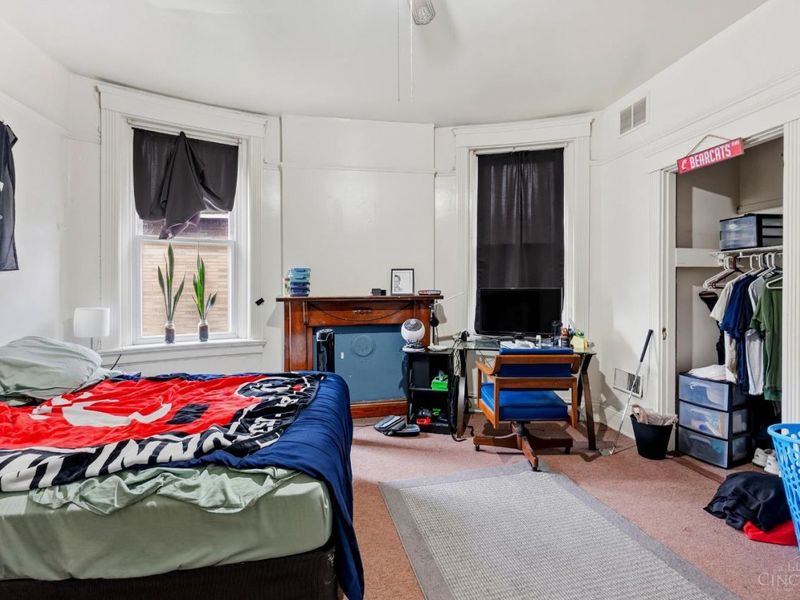 2308 W Clifton Avenue, Cincinnati, OH 45219 Photo 12