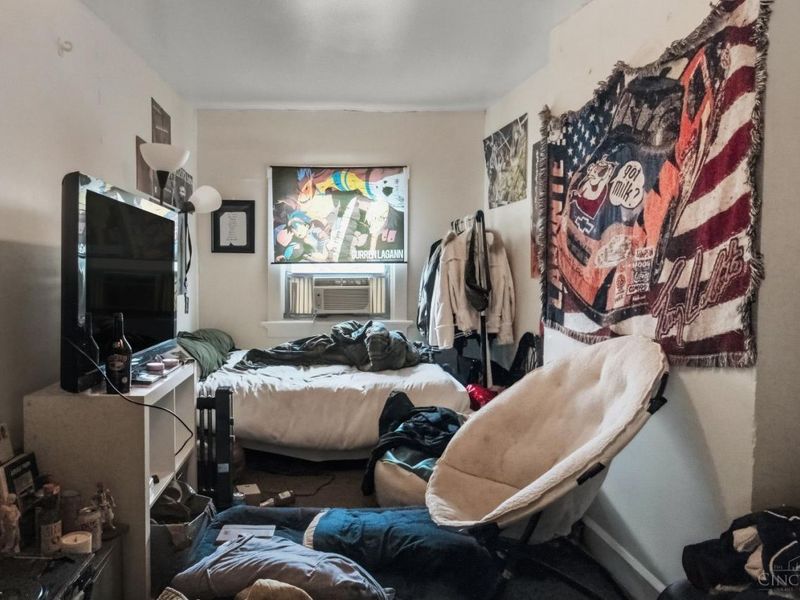 2308 W Clifton Avenue, Cincinnati, OH 45219 Photo 16