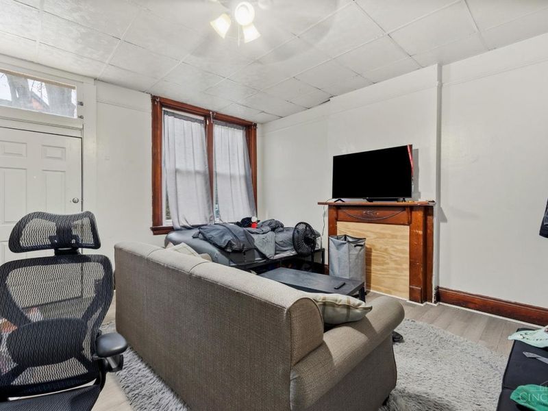 2308 W Clifton Avenue, Cincinnati, OH 45219 Photo 9