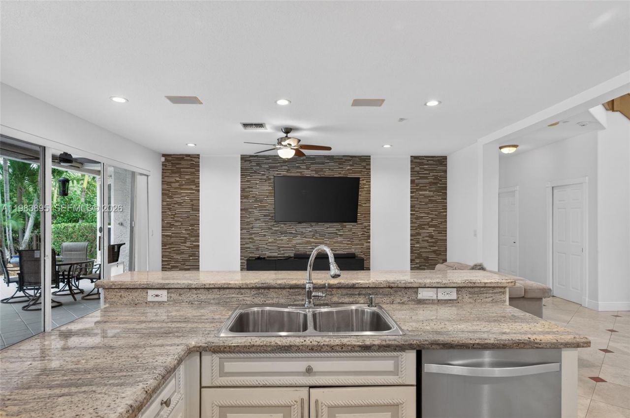 3468 SW 175th Ave, Miramar, FL 33029 Photo