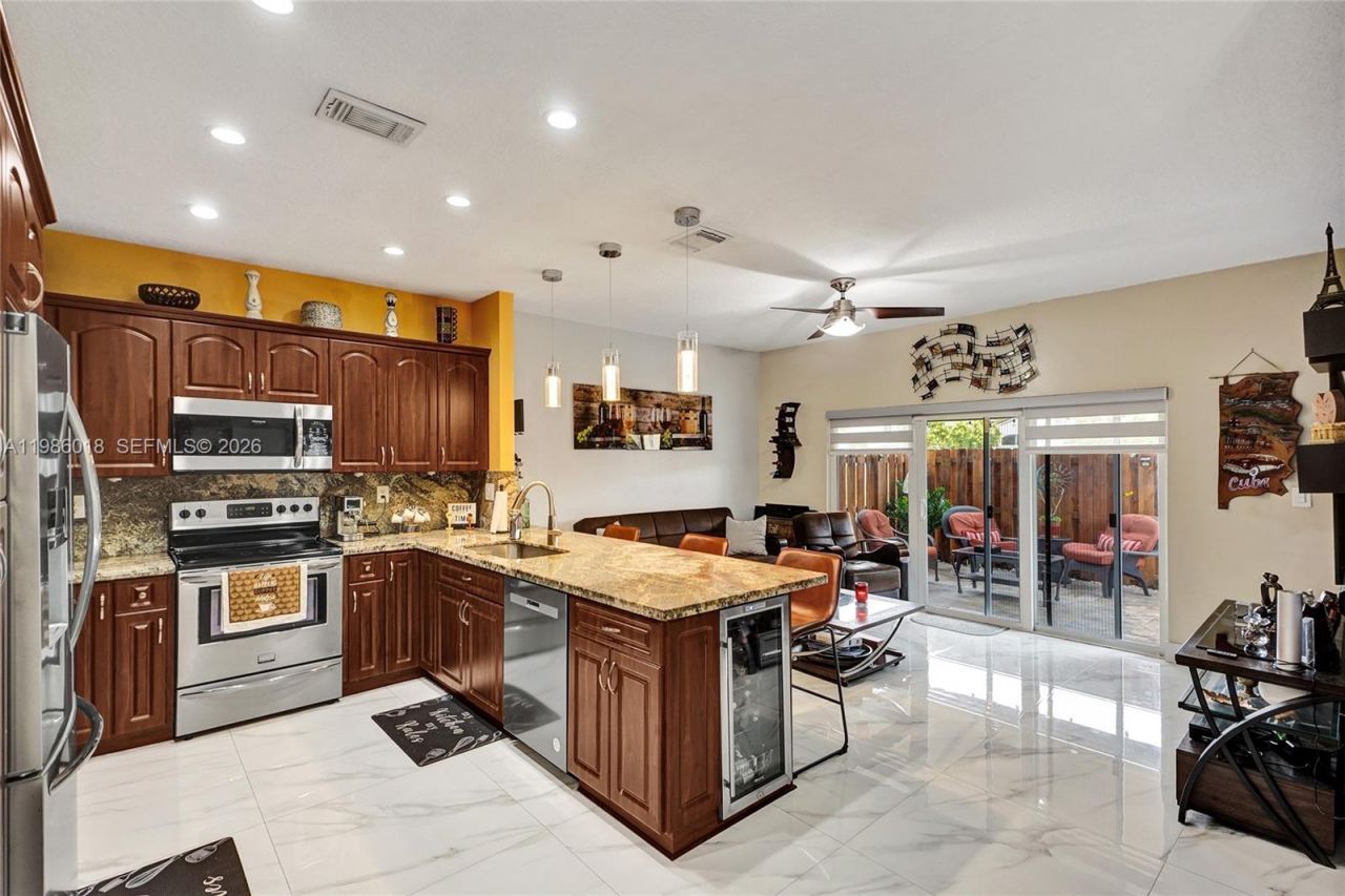 13220 SW 143rd Ter, Miami, FL 33186 Photo