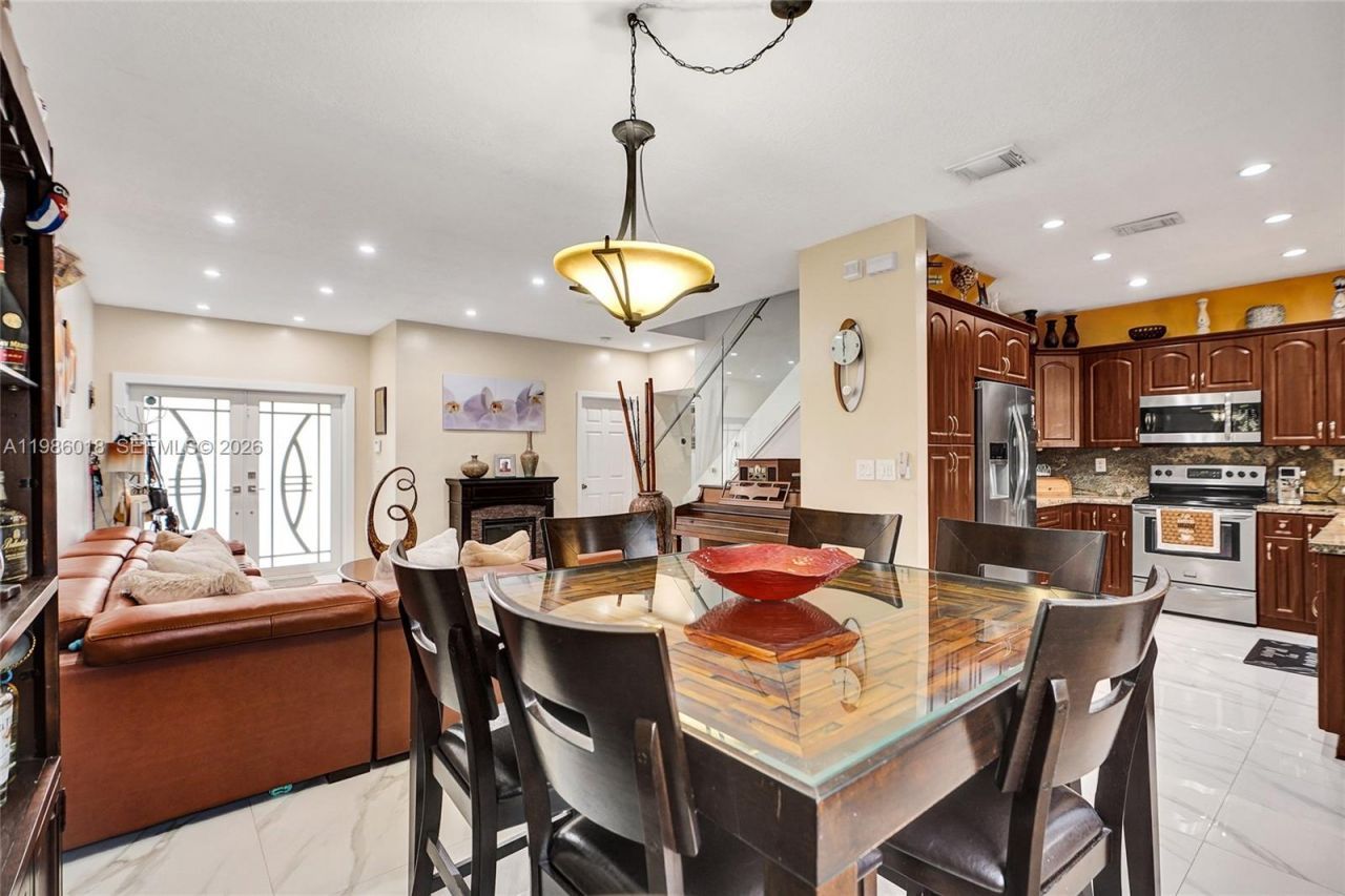 13220 SW 143rd Ter, Miami, FL 33186 Photo