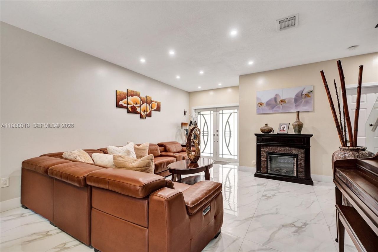 13220 SW 143rd Ter, Miami, FL 33186 Photo