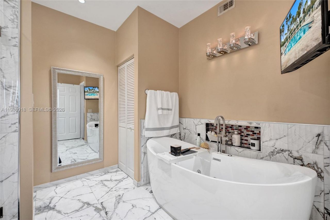 13220 SW 143rd Ter, Miami, FL 33186 Photo