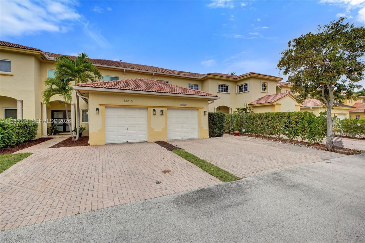 13220 SW 143rd Ter, Miami, FL 33186 Photo