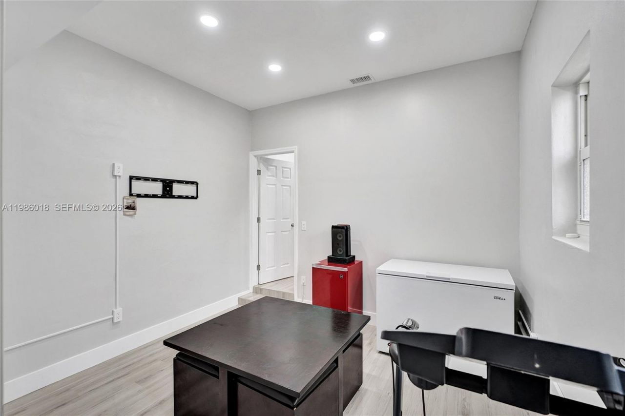 13220 SW 143rd Ter, Miami, FL 33186 Photo