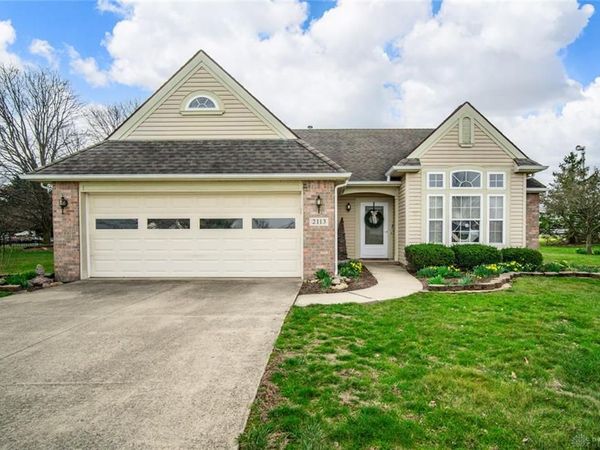 2113 Wilshire Drive, Piqua, OH 45356