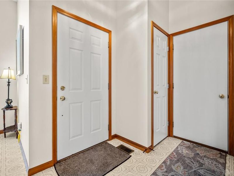 2113 Wilshire Drive, Piqua, OH 45356 Photo 10