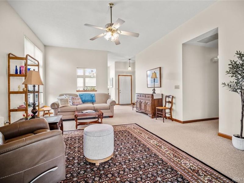 2113 Wilshire Drive, Piqua, OH 45356 Photo 12