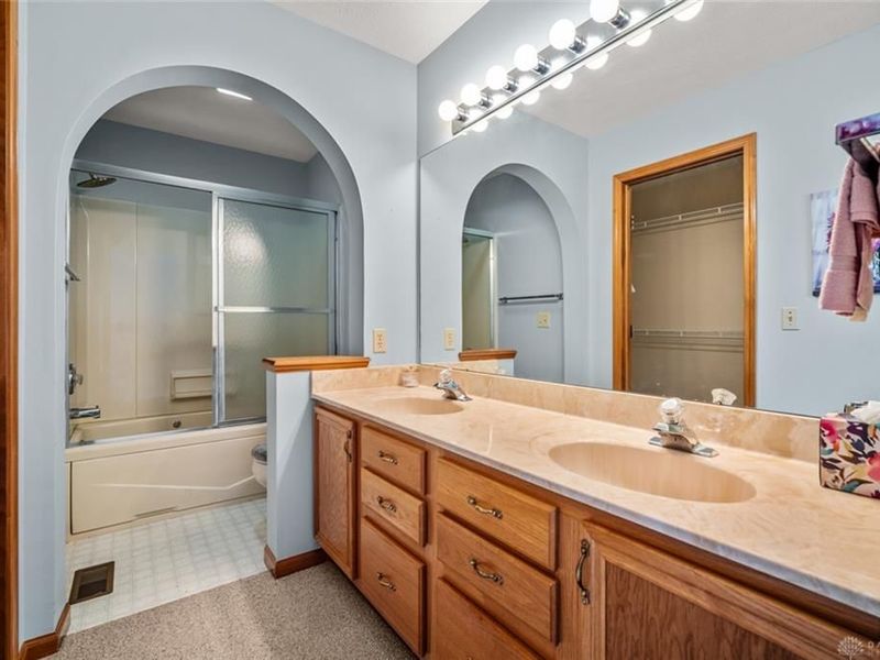 2113 Wilshire Drive, Piqua, OH 45356 Photo 25