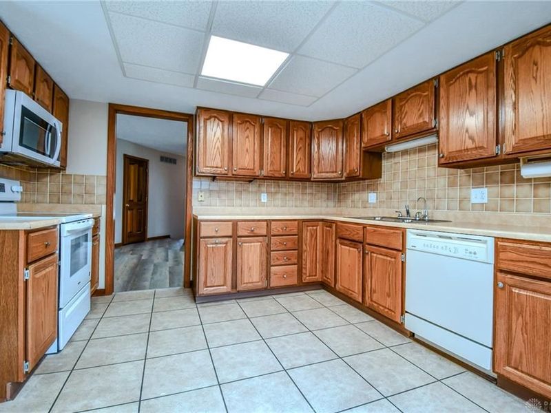 1174 Brindlestone Drive, Vandalia, OH 45377 Photo 17