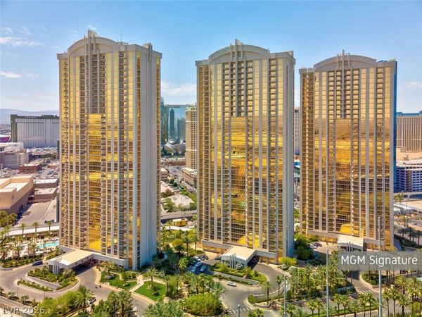 135 E Harmon Avenue , Unit 3704, Las Vegas, NV 89109