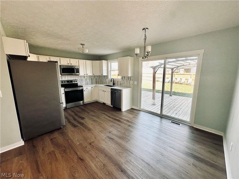 5343 Winding Creek Drive , Ravenna, OH 44266 Photo 3