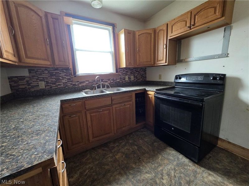 1600 Sandwith Avenue SW, Canton, OH 44706 Photo 8