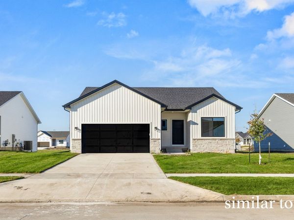 580 NW Atlas Lane, Waukee, IA 50263