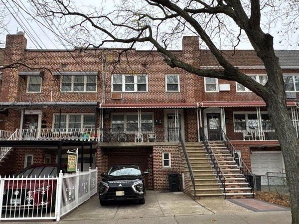 707 E 81st Street , Brooklyn, NY 11236