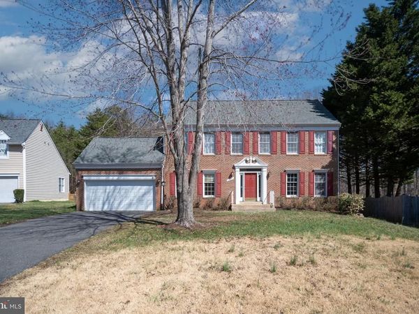 6805 LAKELAND WAY, FREDERICKSBURG, VA 22407