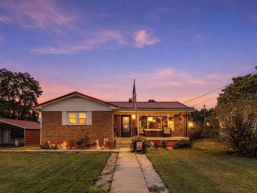 207 Clements Street, Moorefield, WV 26836 Main Photo