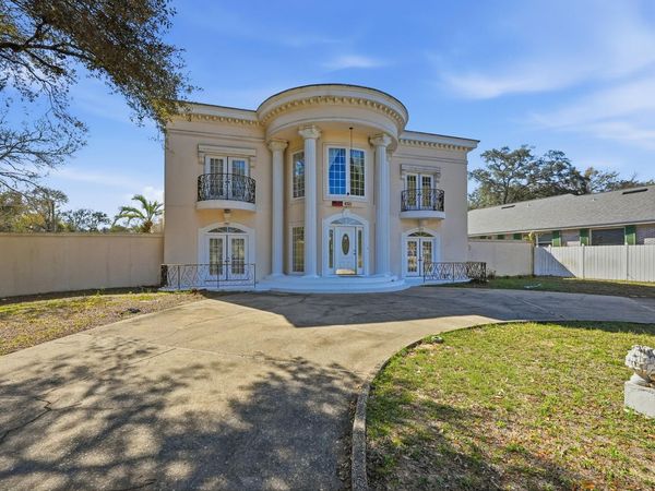 588 Mooney Road, Fort Walton Beach, FL 32547