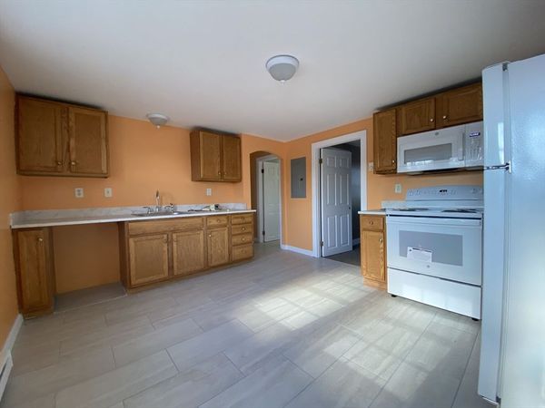 7 Kosmas St, Unit 2, Webster, MA 01570