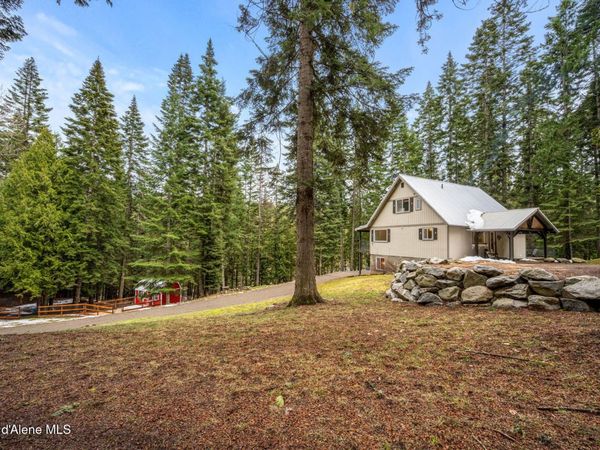 17875 N Richards Dr , Hayden, ID 83835