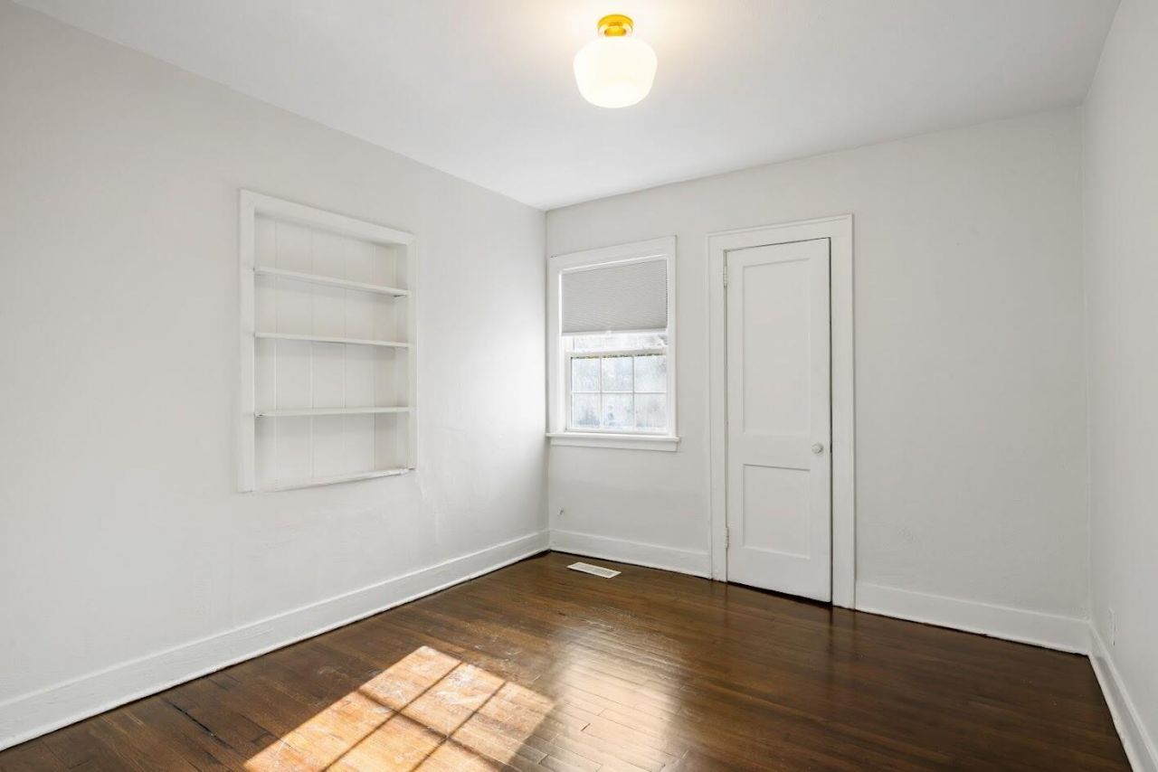 2679 Olympia Avenue Photo 15