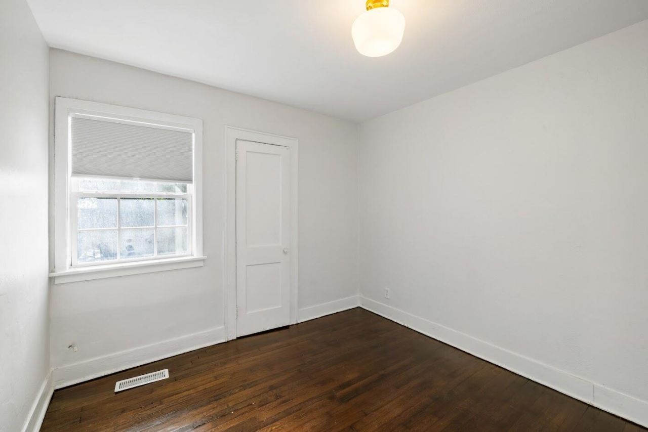 2679 Olympia Avenue Photo 16