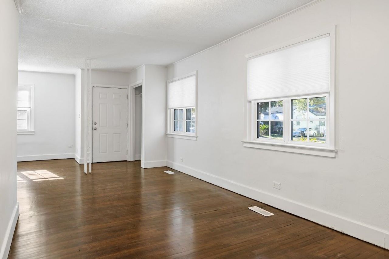 2679 Olympia Avenue Photo 7