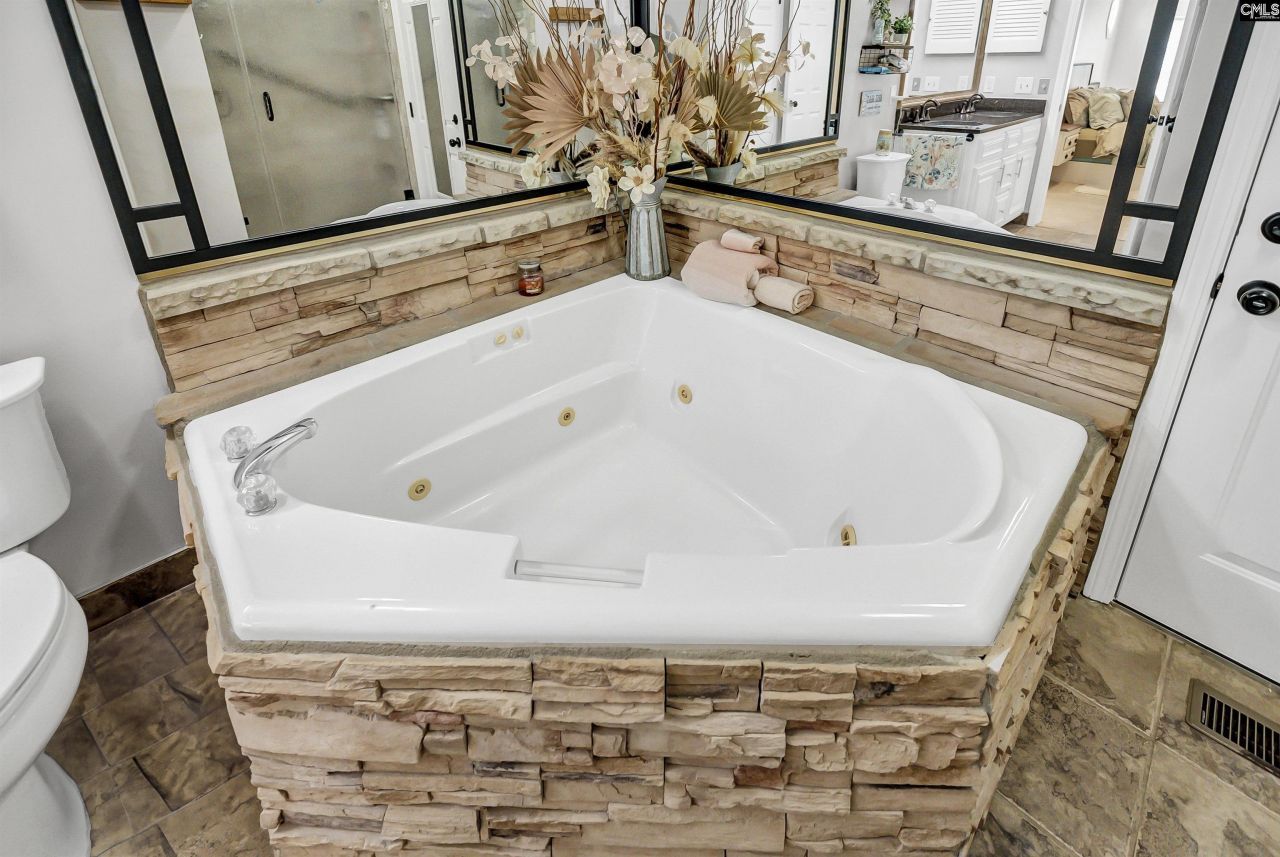 167 Ralph Williams Road Photo 34