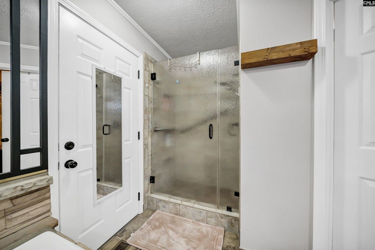 167 Ralph Williams Road Photo 38