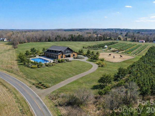 5001 Paige Road , Mount Pleasant, NC 28124