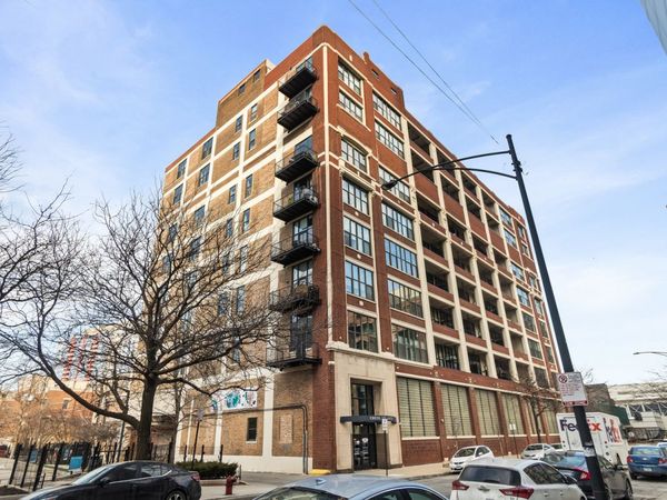 320 E 21ST Street , Unit 606, Chicago, IL 60616